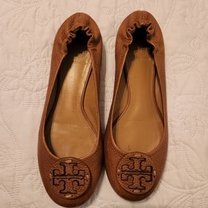 Brown Leather Flats Tory Burch